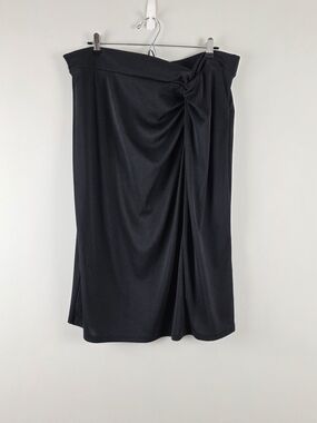 Black Knot-Detail Midi Skirt